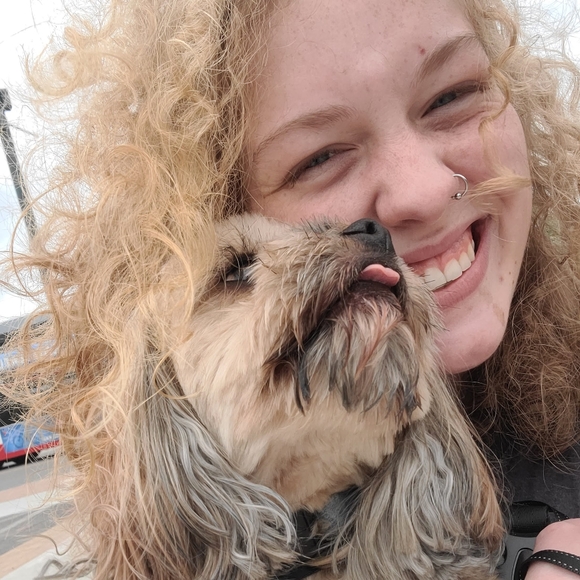 Meet your Posher, Sadie - Picture 2 of 4